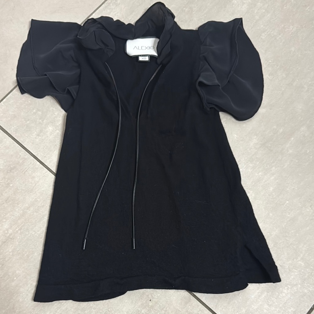 Alexis Black Puff Sleeve Top